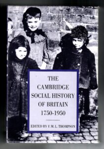 Copertina libro Cambridge social history of Britain 1750-1950 (cofanetto 3 vol.)